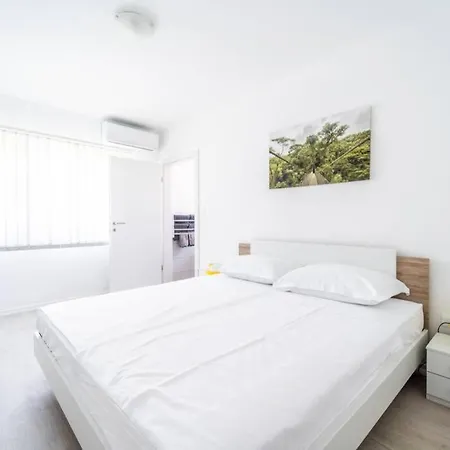 - With Heated Pool * Pavicini
