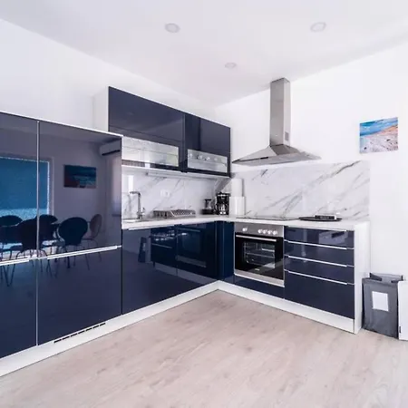 - With Heated Pool Villa Pavicini